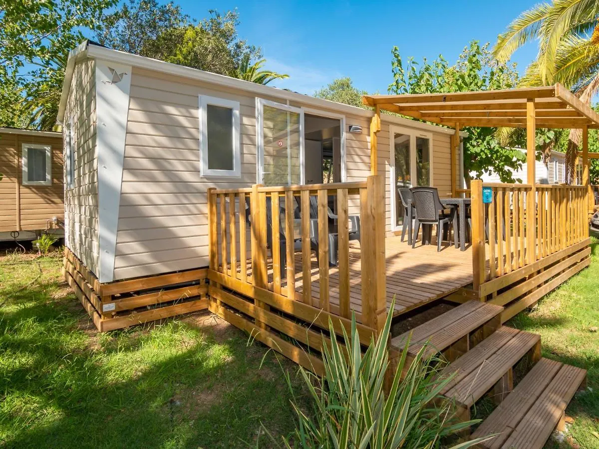 Vacanceselect Mobil Homes - Camping La Masia - Blanes Campsite